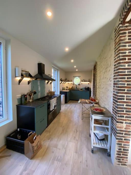 Maison Leocha Sablons-sur-Huisne Esterno foto
