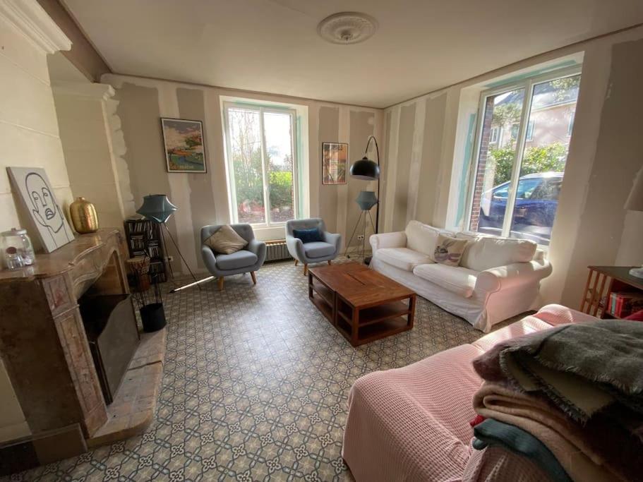 Maison Leocha Sablons-sur-Huisne Esterno foto